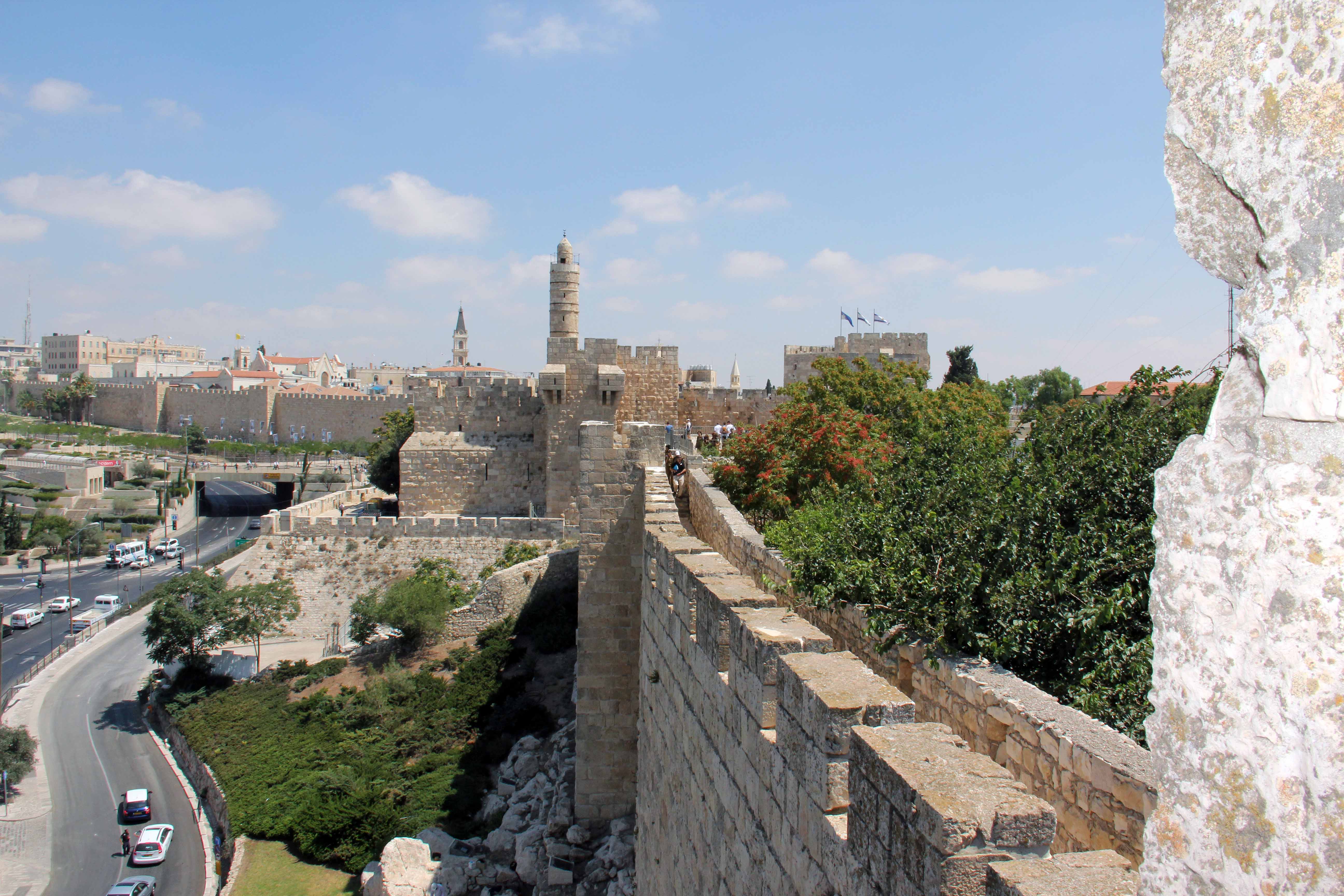 Ramparts Walk Citadel 34